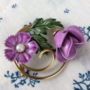 True Vintage 1930's/1940's Purple Flower B…